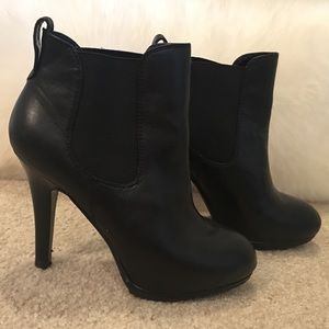 Jessica Simpson Black Leather Booties Size 7.5